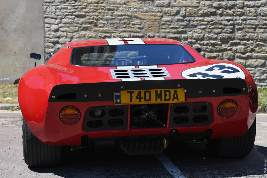 Ford GT40  